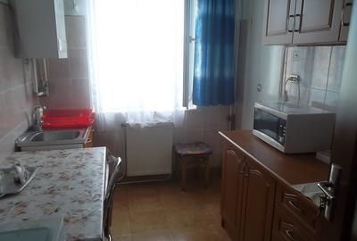 Apartament cu 3 camere decomandat în Central - 3