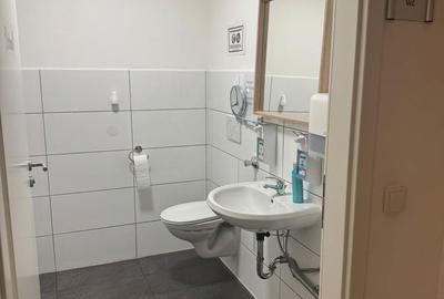 Apartament cu 4 camere în Central - 12