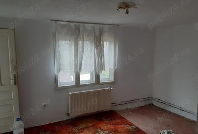 Casă cu 3 camere cu Teren 316 Mp în Central - 1