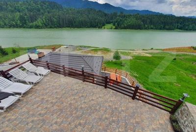 Cabana cu accesc la lac, 1400mp teren Colibita