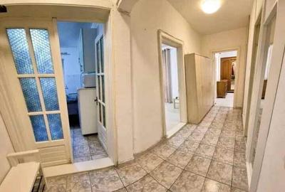 Apartament cu 2 camere decomandat în 1 Mai