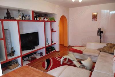 Vand apartament cu 3 camere in Sta?iunea Bala! Vand apartament cu 3 camere in Sta?iunea Bala! - 4