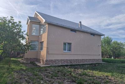 Casă în Șerbănești - 7