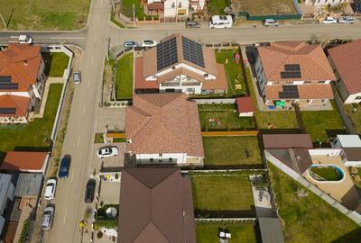 Apartament cu 4 camere decomandat în Dumbrăvița - 90