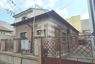 CENTRU- Casa de inchiriat pentru birouri. - 3