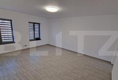 Casa de inchiriat pe 3 nivele cu 6 camere in suprafata de - 10