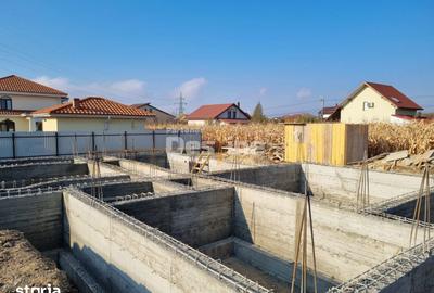 Casă cu 4 camere cu Teren 500 Mp în Rediu - 11