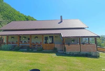 Cabana de inchiriat - 5