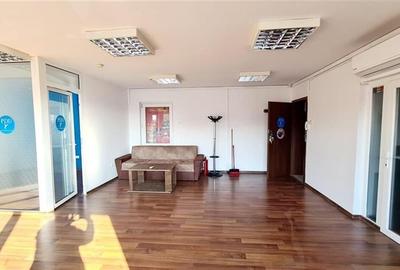 Spatiu in cladire de birouri, 60 mp , Zona Lipovei - 3