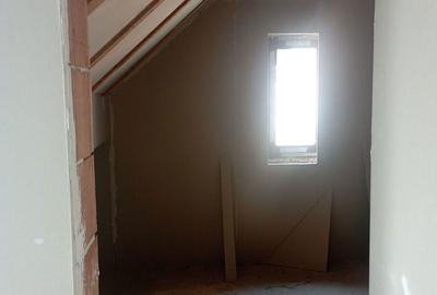 Casă cu 6 camere cu Teren 700 Mp în Șura Mare - 5