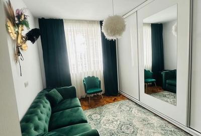 Apartament cu 4 camere decomandat în Central - 2