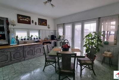 Casă cu 3 camere cu Canalizare în Unio - 6