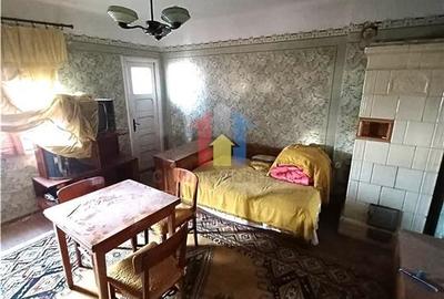 Casă cu 4 camere cu Teren 252 Mp în Central - 4