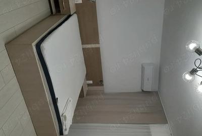 Garsonieră decomandată în Central - 2