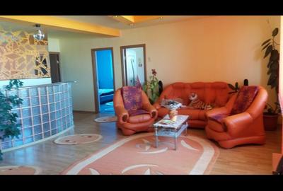 Vand apartament cu 3 camere - 3