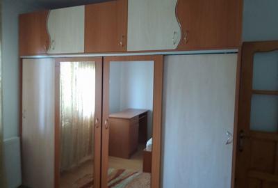 Apartament cu 3 camere decomandat în Central - 1