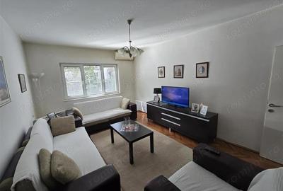 Vanzare apartament de doua camere zona Obor - 1