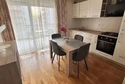 APARTAMENT CU 3 CAMERE IN COMPLEX RING LA 135.000 euro