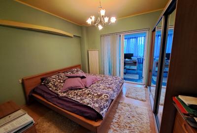 Ultracentral Târgoviște,  vânzare apartament 4camere/2balcoane - 17