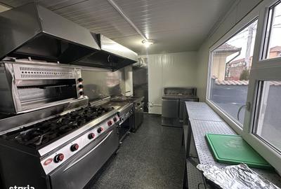 Spațiu comercial, de 25 mp, în Central - 3