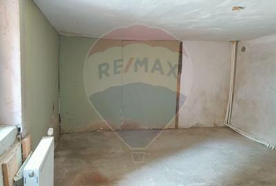 Casă cu 3 camere cu Canalizare în Nord-Est - 15