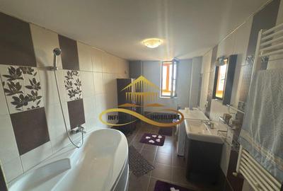 Apartament cu 3 camere decomandat, mobilat în Letea