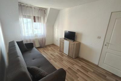 Apartament cu 2 camere decomandat în Central - 4