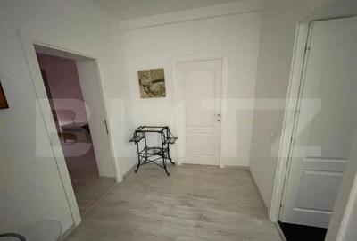 Apartament cu 3 camere decomandat în Central - 13