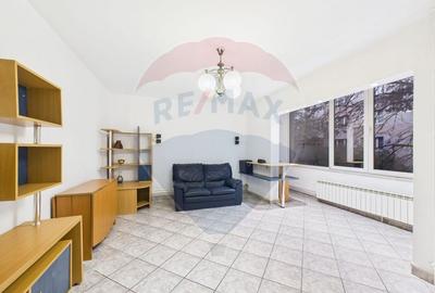 Apartament cu 4 camere de vanzare - Zona Nicolae Grigorescu - 25