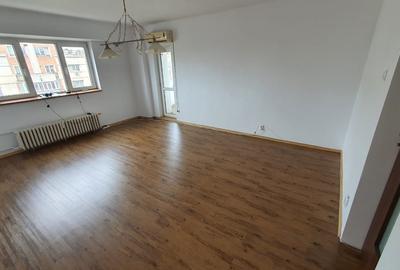 Apartament cu 3 camere decomandat în Alba Iulia - 9