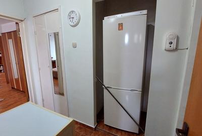 Garsonieră decomandată, mobilată în Titan - 12
