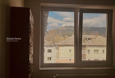 Apartament cu 3 camere semidecomandat, mobilat în Vatra Dornei - 17