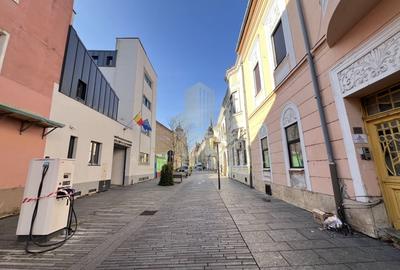 Apartament cu 2 camere semidecomandat, mobilat în Central - 14