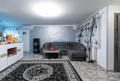 Casa / Vila cu 6 camere de vanzare com. Letea Veche, sat Radomiresti - 2