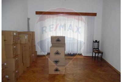 Casa de vanzare 3 camere Gherla - 17