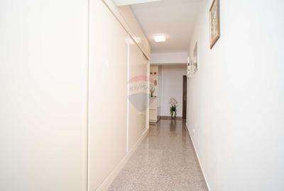 Apartament elegant de 3 camere de vanzare Rediu Comision 0% - 15