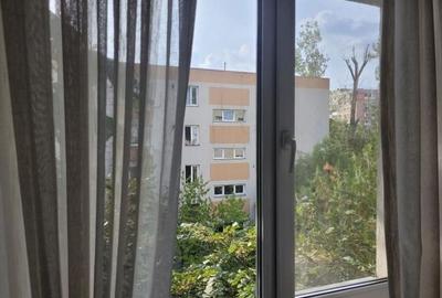 De vânzare: apartament 3 camere – Drumul Taberei - parc - metrou - 7
