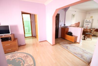 Apartament cu 4 camere decomandat, mobilat în Micro 20 - 15