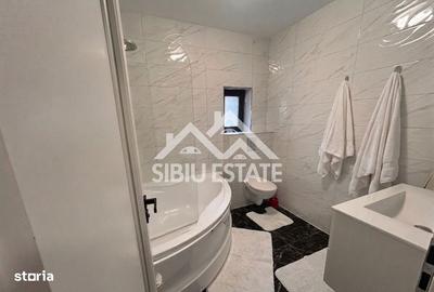 Casă cu 3 camere cu Teren 905 Mp în Central - 1