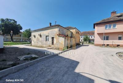 Casa si centru comercial Bod Colonie - 3