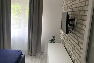 Garsonieră decomandată în Central - 2