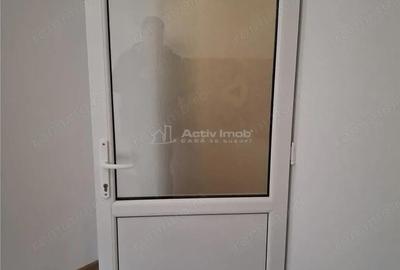 Apartament cu 3 camere semidecomandat în Micro III - 14