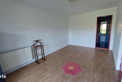 Apartament cu 3 camere, mobilat în Cetate - 4