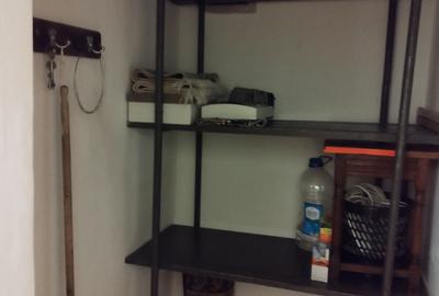 Apartament cu 2 camere decomandat, mobilat în 7 Noiembrie - 8