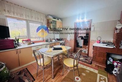 Casă cu 3 camere cu Teren 1453 Mp în Central - 5