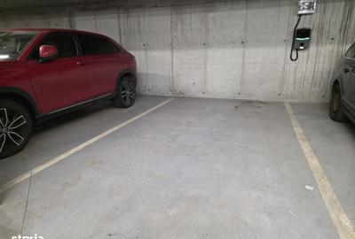 Apartament cu 3 camere, mobilat în Unirii