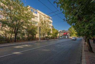 DECEBAL - Vanzare apartament 4 camere –  93 mp ! - 2