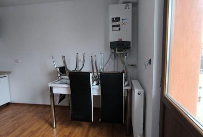 Casă cu 6 camere cu Teren 963 Mp în Valea Adâncă - 2