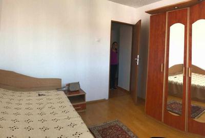 Apartament cu 2 camere decomandat în Ștrand - 2