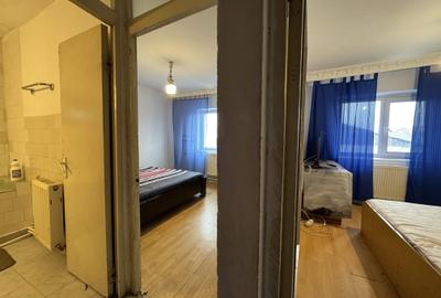 3 cam, 74 mp. decomandat, fara imbunatatiri, et.4, acoperis, Cuza Voda - 16